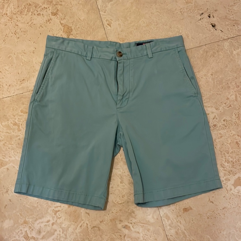 Men’s Vineyard vines shorts
